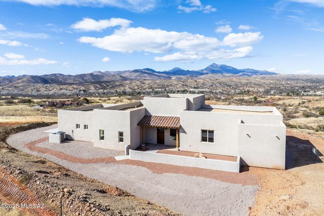 109 Red Mountain Court, Patagonia, AZ 85624