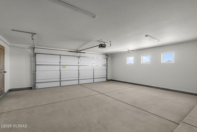 109 Red Mountain Court, Patagonia, AZ 85624