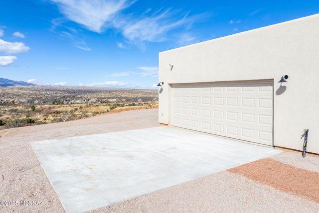 109 Red Mountain Court, Patagonia, AZ 85624