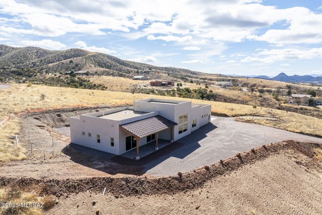 109 Red Mountain Court, Patagonia, AZ 85624