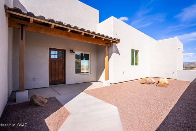 109 Red Mountain Court, Patagonia, AZ 85624