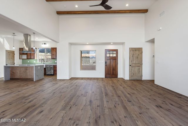 109 Red Mountain Court, Patagonia, AZ 85624