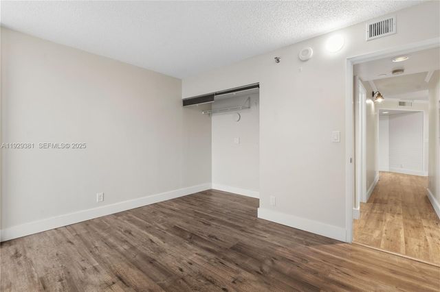 3300 NE 192nd Street LP06, Aventura, FL 33180