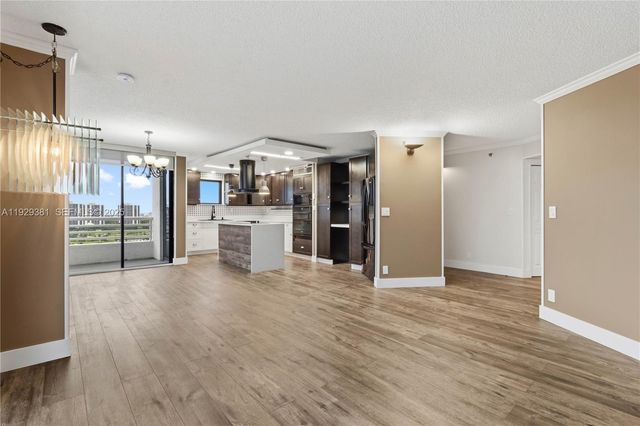 3300 NE 192nd Street LP06, Aventura, FL 33180