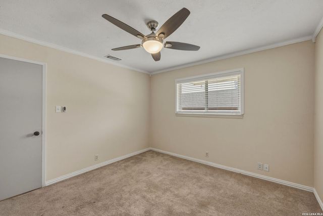 615 Amistad Blvd, Universal City, TX 78148