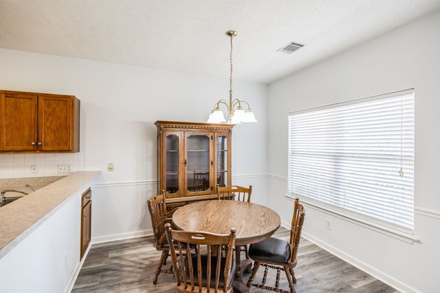 221 Wyndom Ct, Goodlettsville, TN 37072