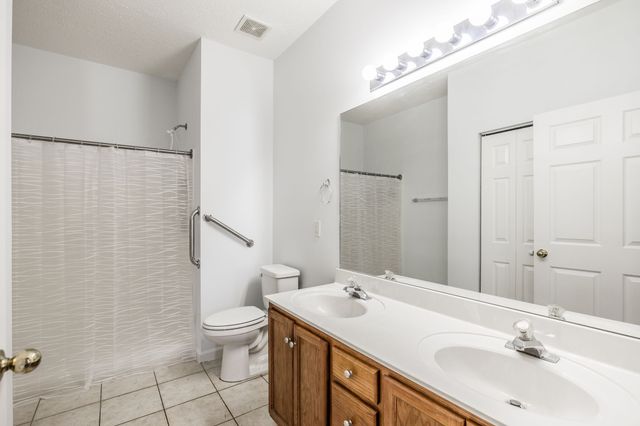 221 Wyndom Ct, Goodlettsville, TN 37072