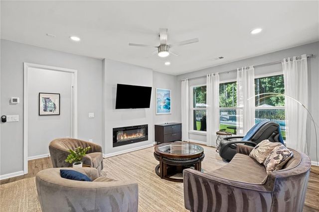 472 Greyfield Drive, Canton, GA 30115