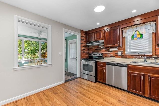 191 Glenellen Rd, Boston, MA 02132