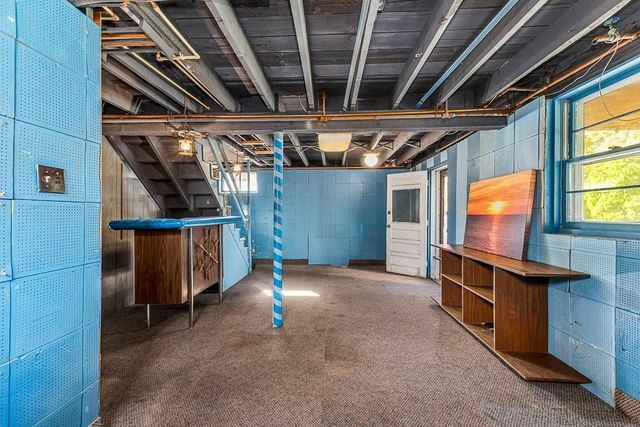 191 Glenellen Rd, Boston, MA 02132