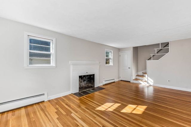 191 Glenellen Rd, Boston, MA 02132