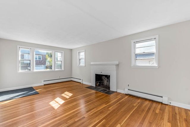 191 Glenellen Rd, Boston, MA 02132