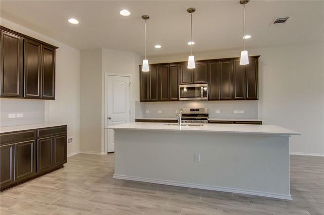 6621 Hartlage ST, Austin, TX 78754