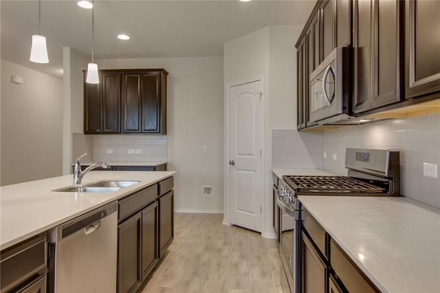 6621 Hartlage ST, Austin, TX 78754