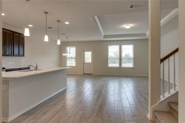 6621 Hartlage ST, Austin, TX 78754