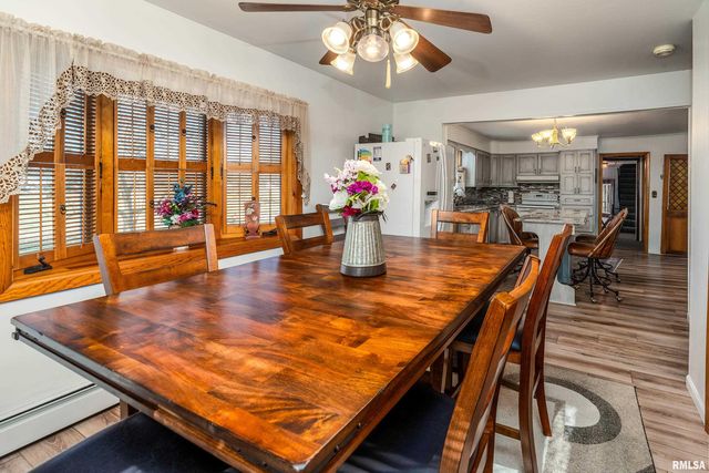 2305 WEAVER Road, Herrin, IL 62948