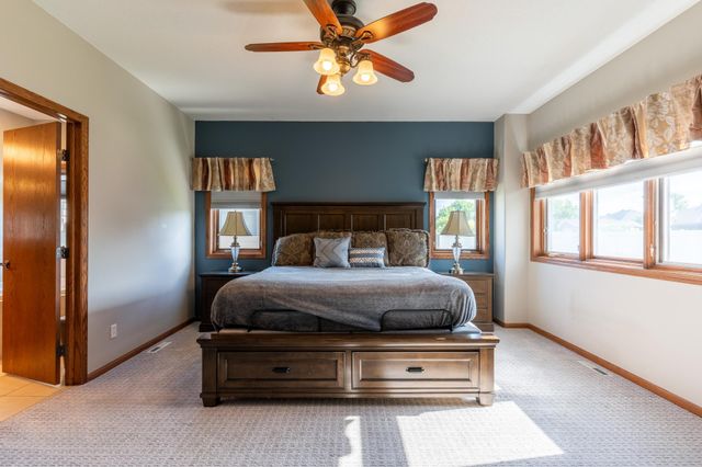 1913 Pentland Street, West Fargo, ND 58078
