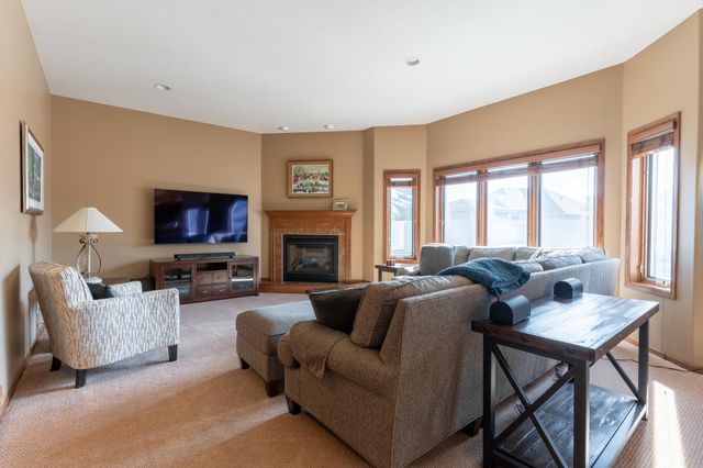 1913 Pentland Street, West Fargo, ND 58078