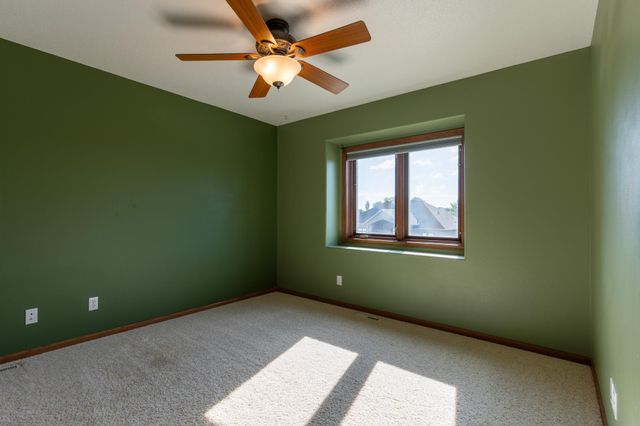 1913 Pentland Street, West Fargo, ND 58078