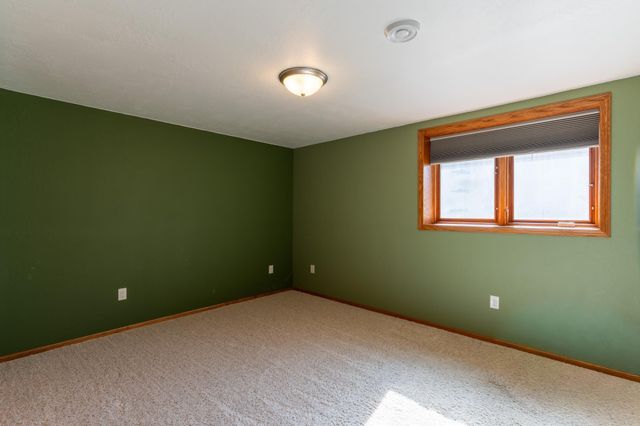 1913 Pentland Street, West Fargo, ND 58078