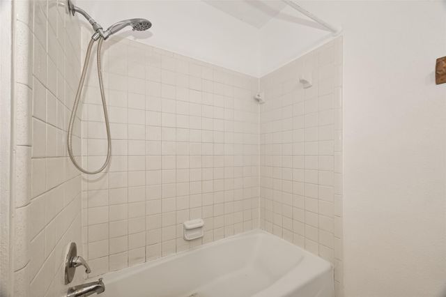 13335 Trompilla Lane, Houston, TX 77083