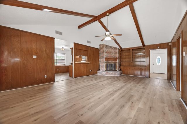 13335 Trompilla Lane, Houston, TX 77083