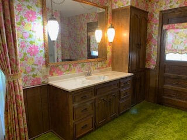 1809 W 19th Street, Plainview, TX 79072