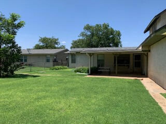 1809 W 19th Street, Plainview, TX 79072