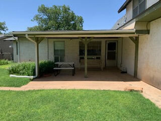 1809 W 19th Street, Plainview, TX 79072