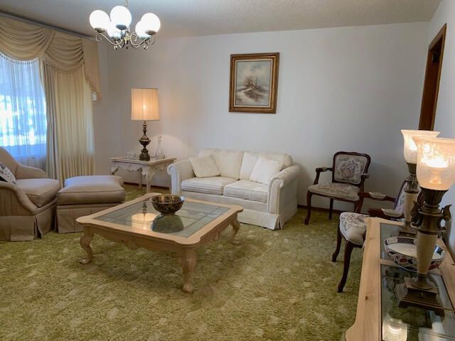 1809 W 19th Street, Plainview, TX 79072