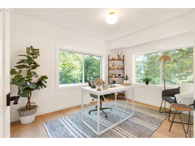 3906 Sw WILBARD St, Portland, OR 97219