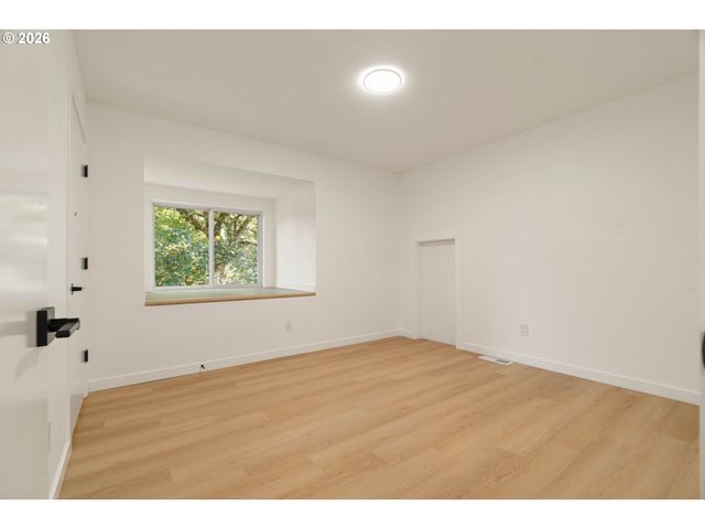 3906 Sw WILBARD St, Portland, OR 97219