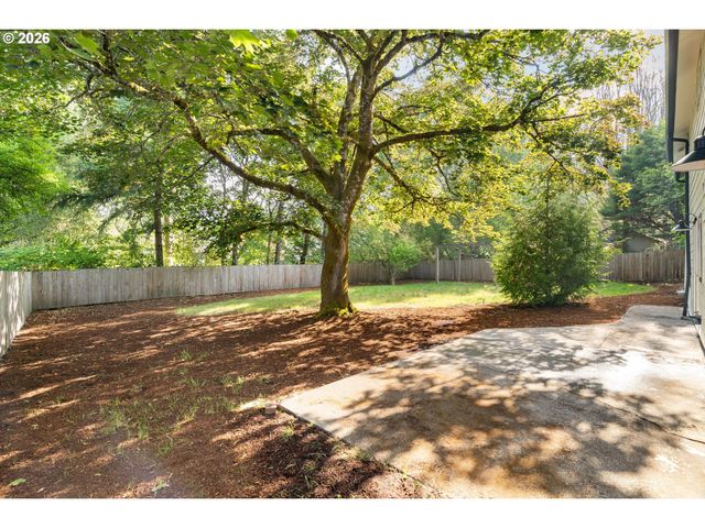 3906 Sw WILBARD St, Portland, OR 97219