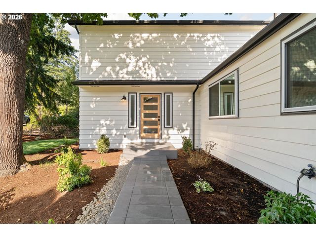 3906 Sw WILBARD St, Portland, OR 97219
