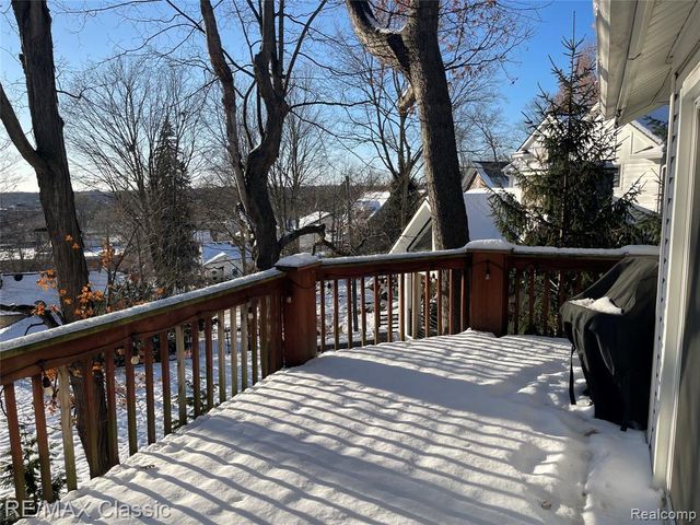 642 East Street 6, Northville, MI 48167