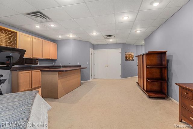 642 East Street 6, Northville, MI 48167