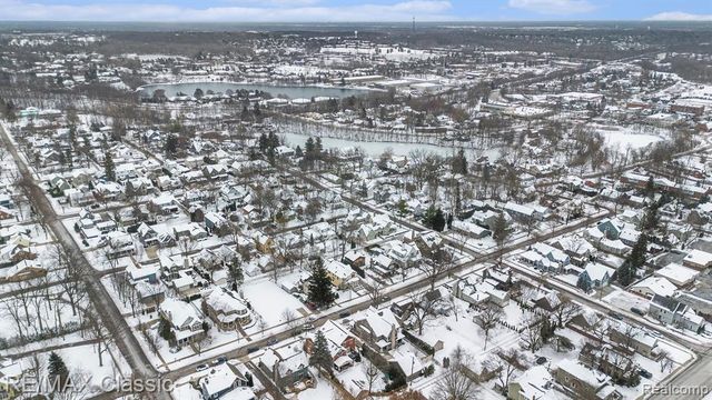 642 East Street 6, Northville, MI 48167