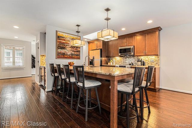 642 East Street 6, Northville, MI 48167