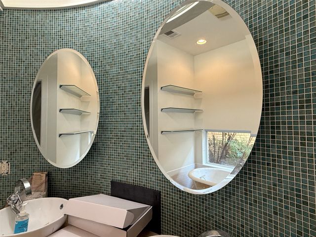 1607 S Elm ST, Georgetown, TX 78626