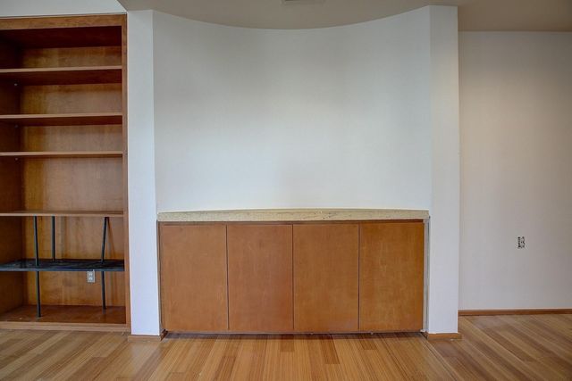 1607 S Elm ST, Georgetown, TX 78626