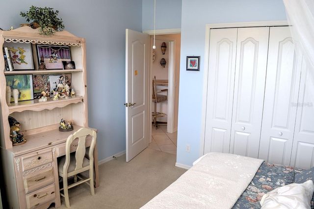 5113 FAR OAK CIRCLE, Sarasota, FL 34238