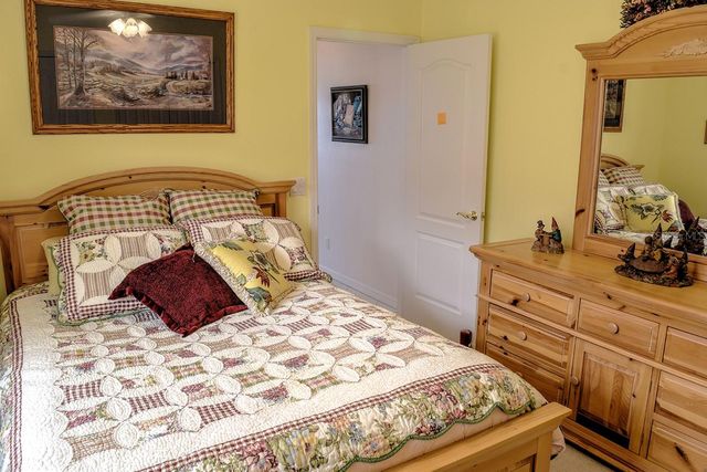 5113 FAR OAK CIRCLE, Sarasota, FL 34238