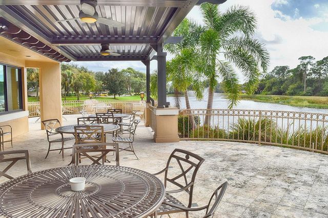 5113 FAR OAK CIRCLE, Sarasota, FL 34238