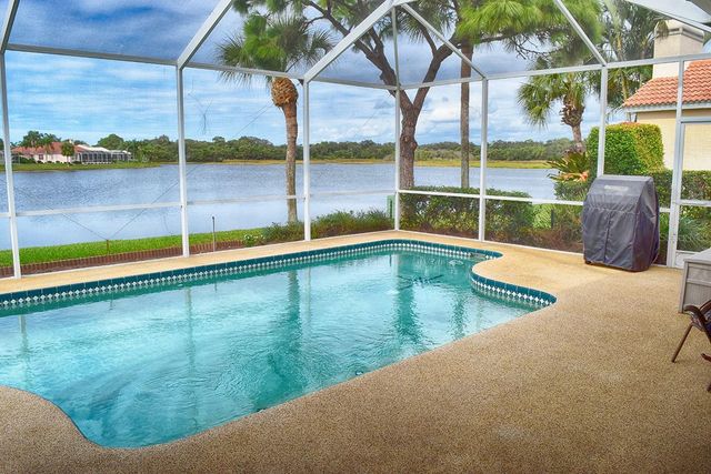 5113 FAR OAK CIRCLE, Sarasota, FL 34238