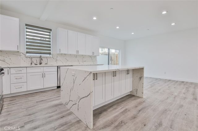 9117 N Nilo Lane, Panorama City, CA 91402