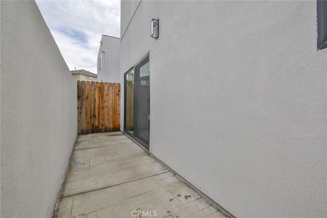 9117 N Nilo Lane, Panorama City, CA 91402