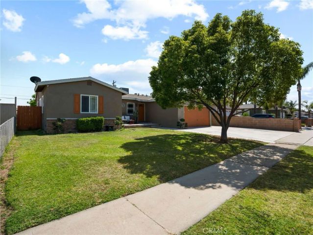 223 E Alru, Rialto, CA 92376