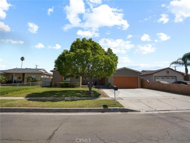 223 E Alru, Rialto, CA 92376