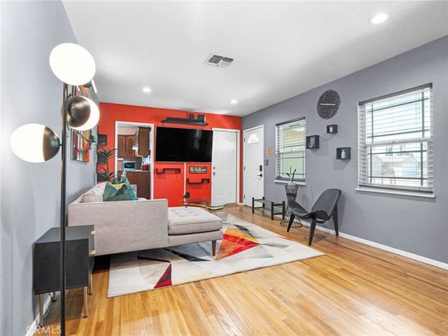 223 E Alru, Rialto, CA 92376