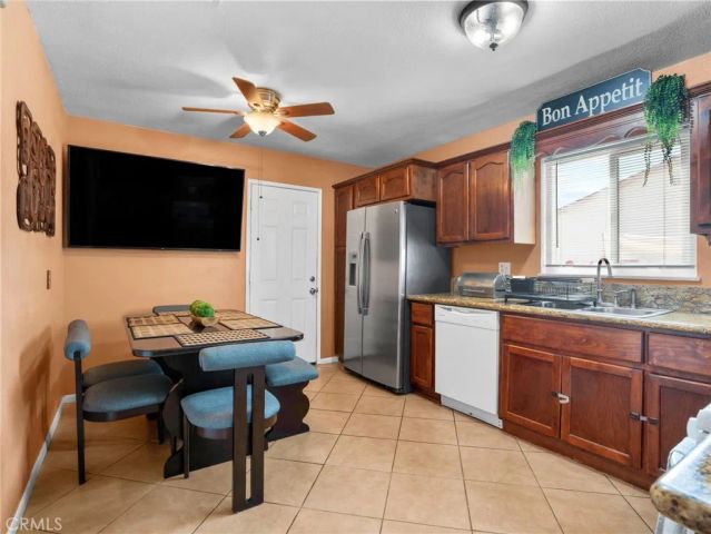 223 E Alru, Rialto, CA 92376